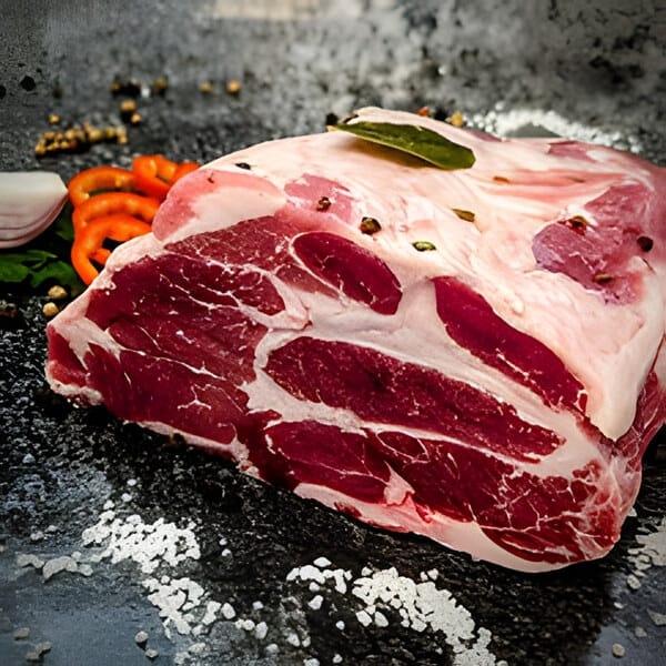 Surhals o. Knochen ca. 2-3kg/Stück – frisch vom Metzger