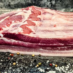 S Bauch zugeschnitten – Detailansicht